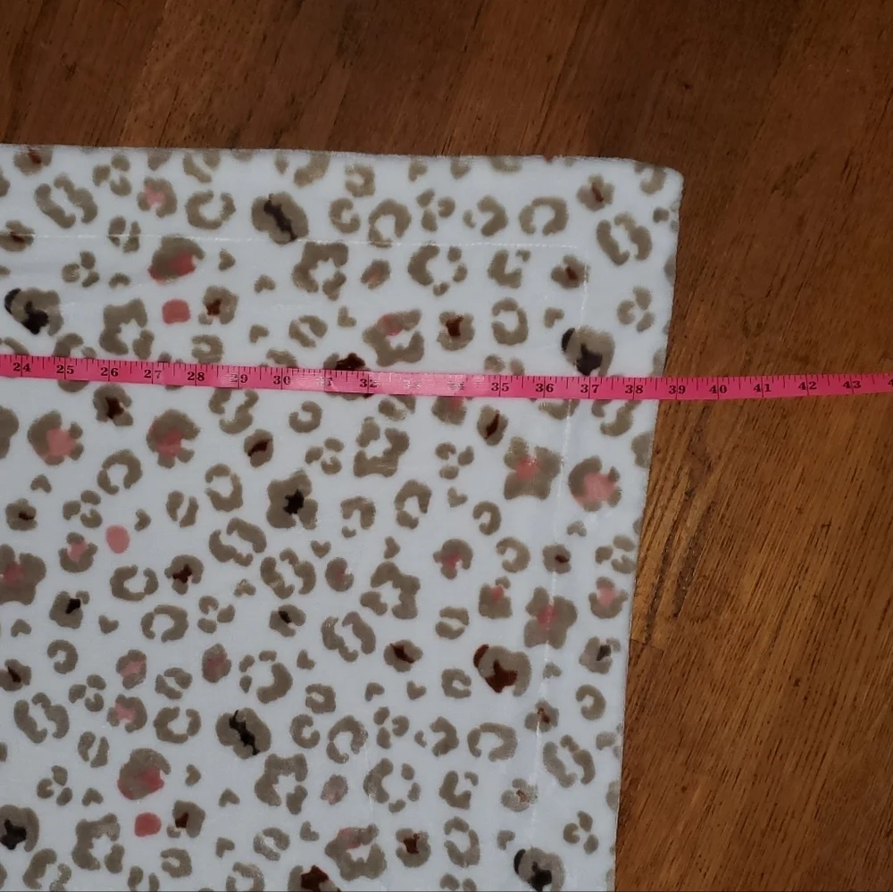 Isaac Mizrahi Animal Print Fleece Blanket